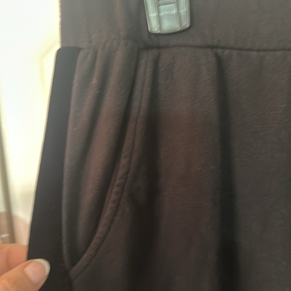 Anthropologie velvet lounge pants size XS - Picture 2 of 4